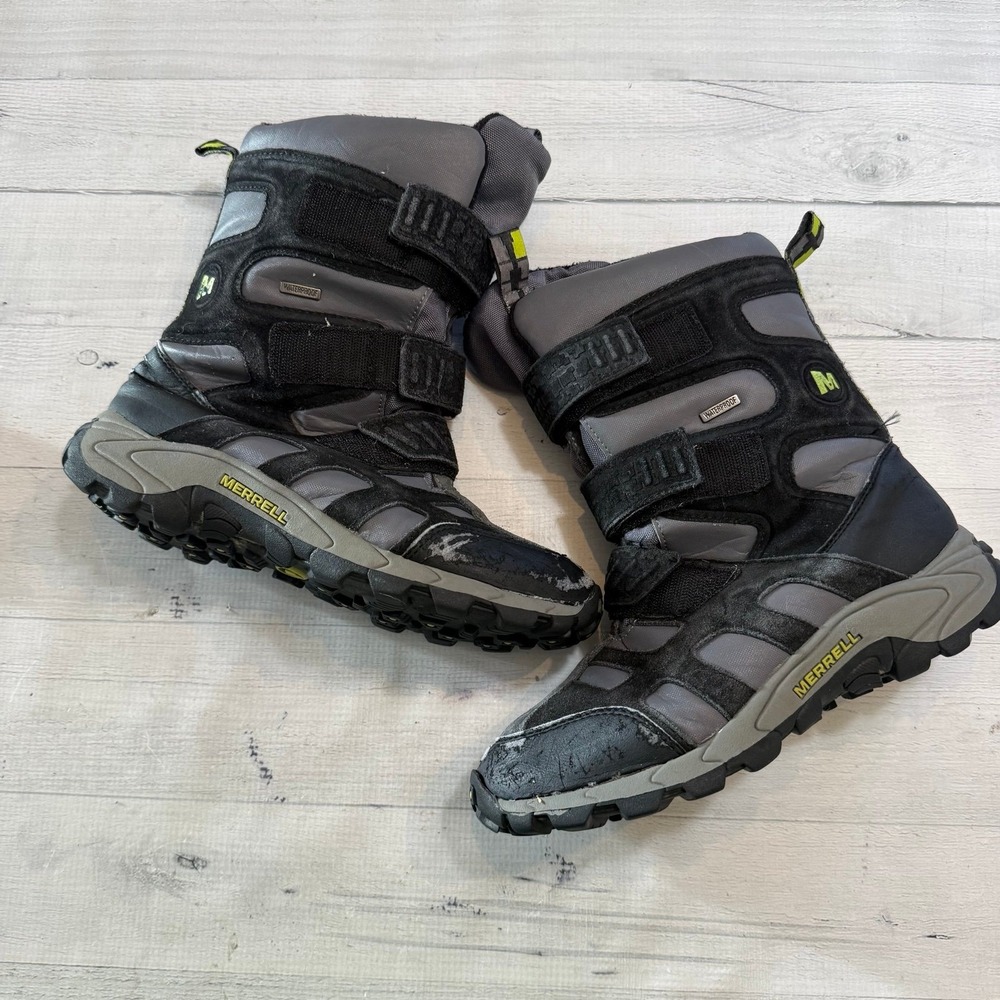 Merrell kids‎ black and grey winter snow boots hiking boots big kids size 4